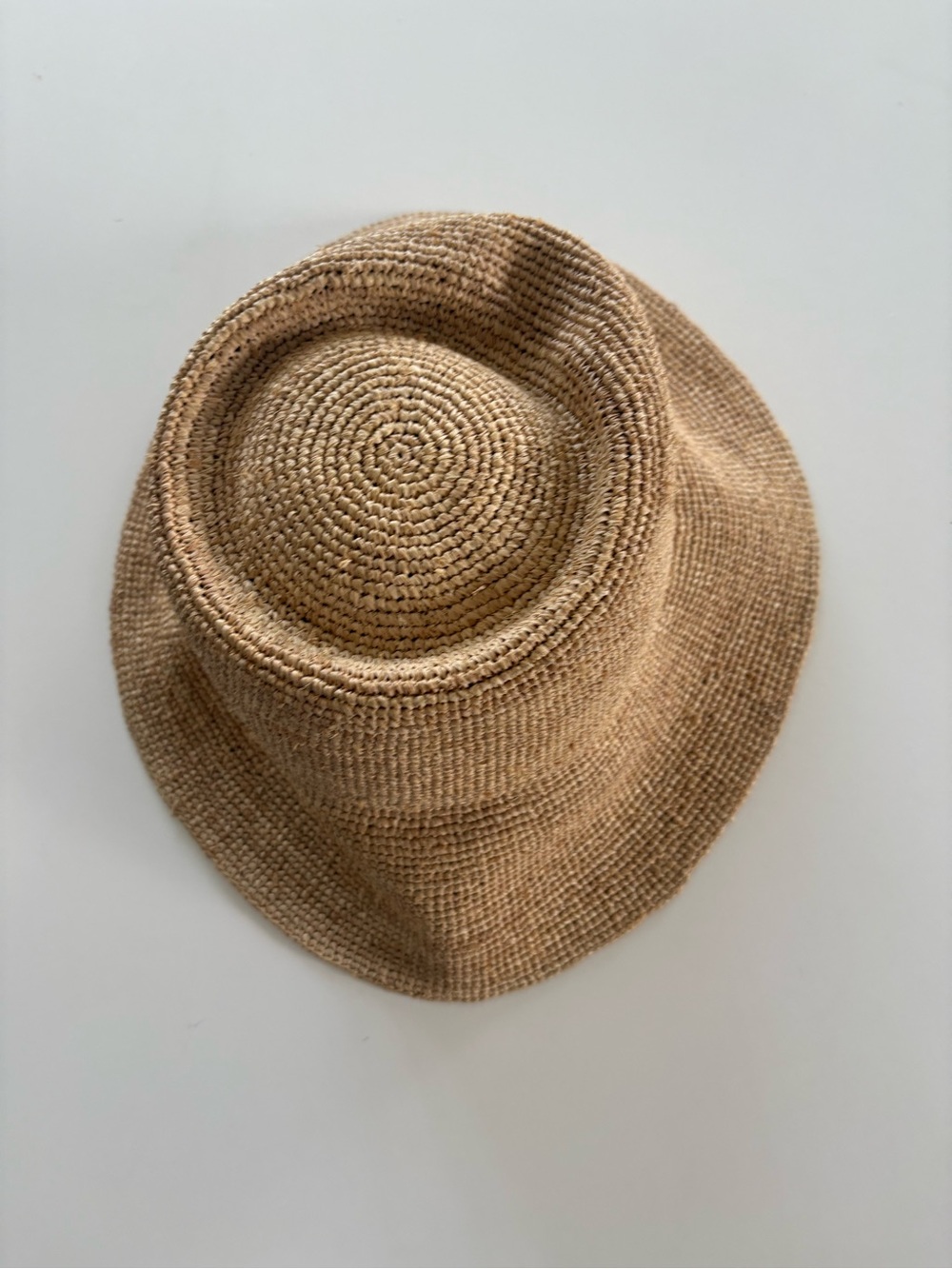 Aritzia Little moon sunbeam hat - Picture 3 of 8